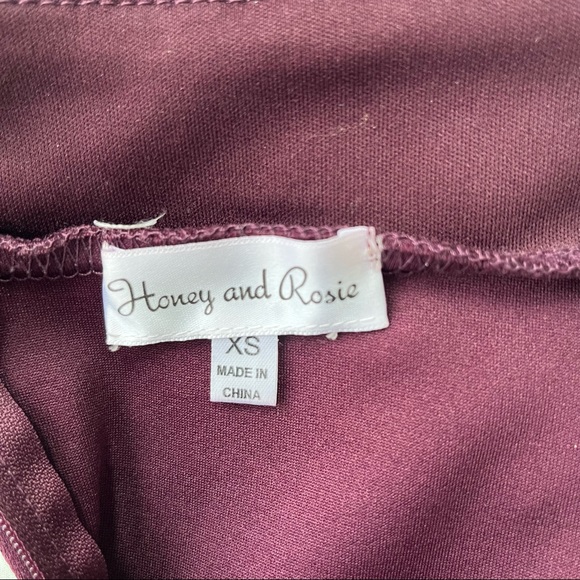 Honey and Rosie Burgundy Wine Maroon Sleeveless Dress with Lace Bodice Size XS - Picture 10 of 11